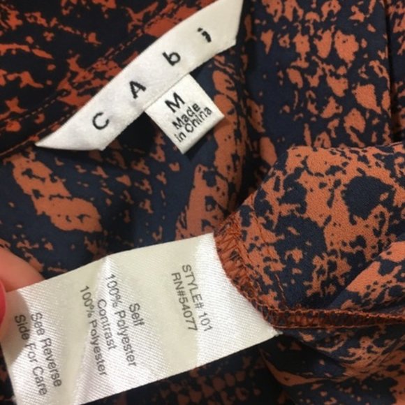 Cabi #101 Border Wrap Python Print L/S Blouse MED - Picture 8 of 8